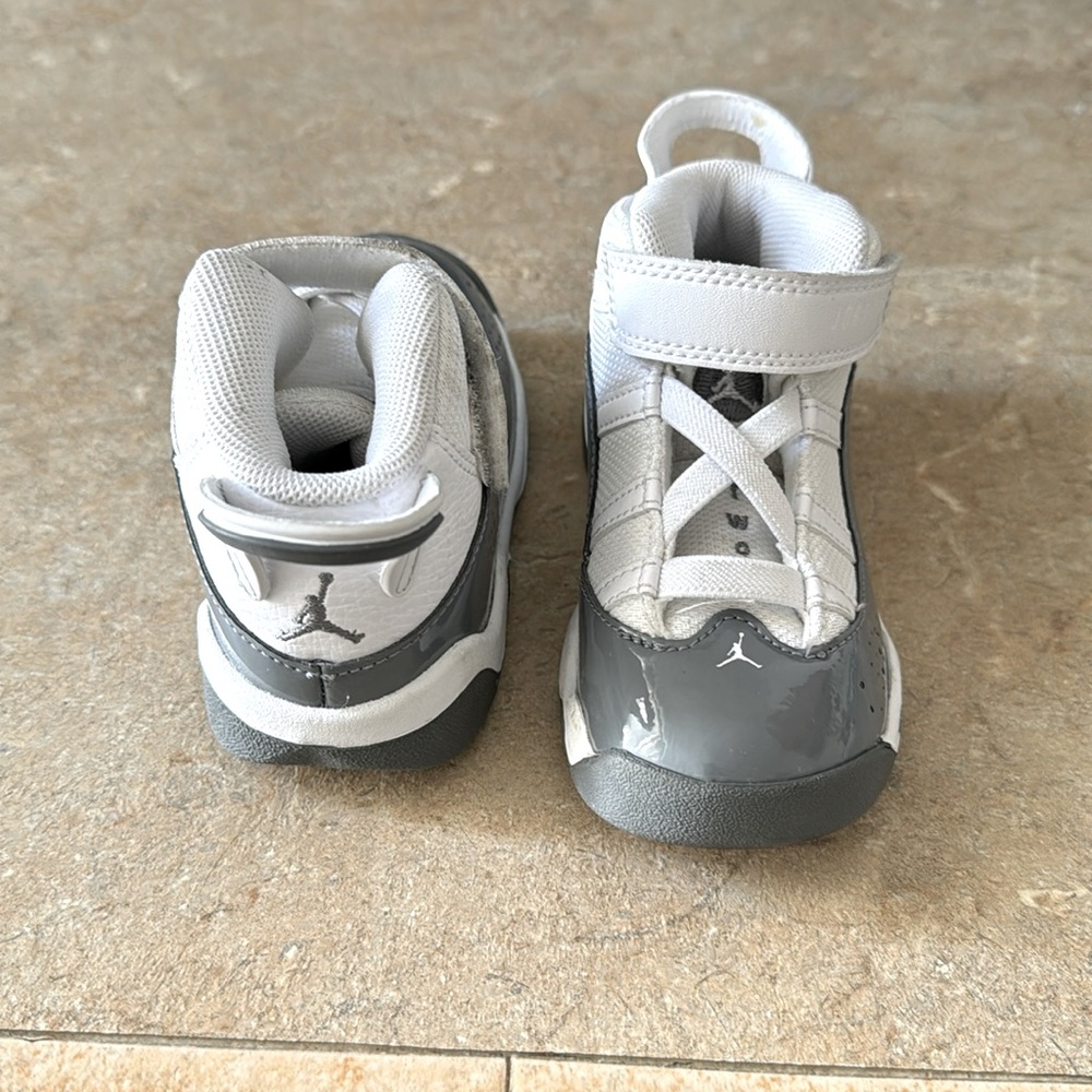 Jordan tennis shoes use 3 times only